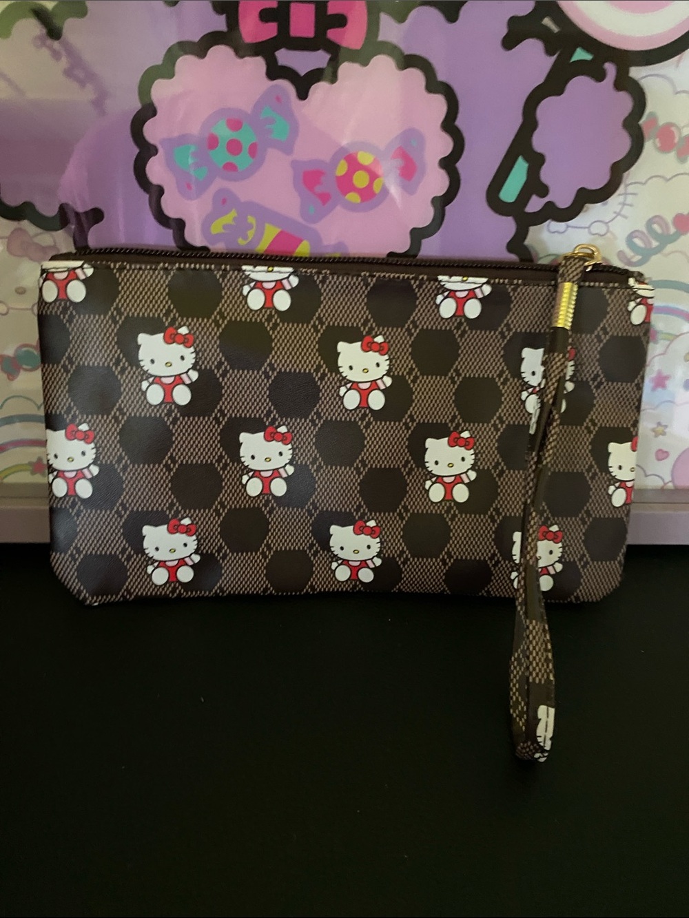 NWT HK Pattern Brown Wristlet Pouch🖤🤎